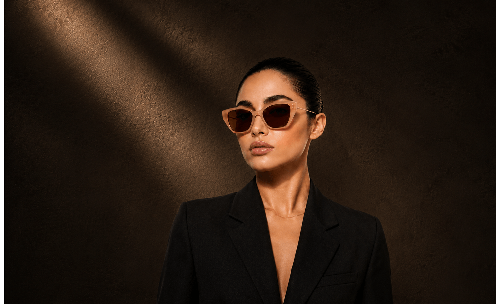 Women's sunglasses collection